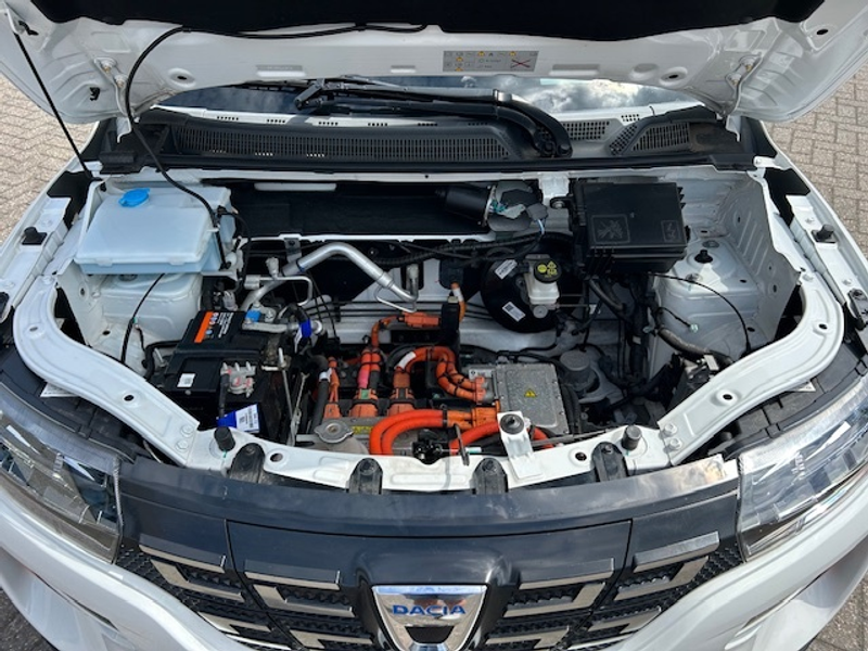 Dacia Spring Comfort+ CARPLAY NAVI CAMERA DEALER NAP! — photo 13