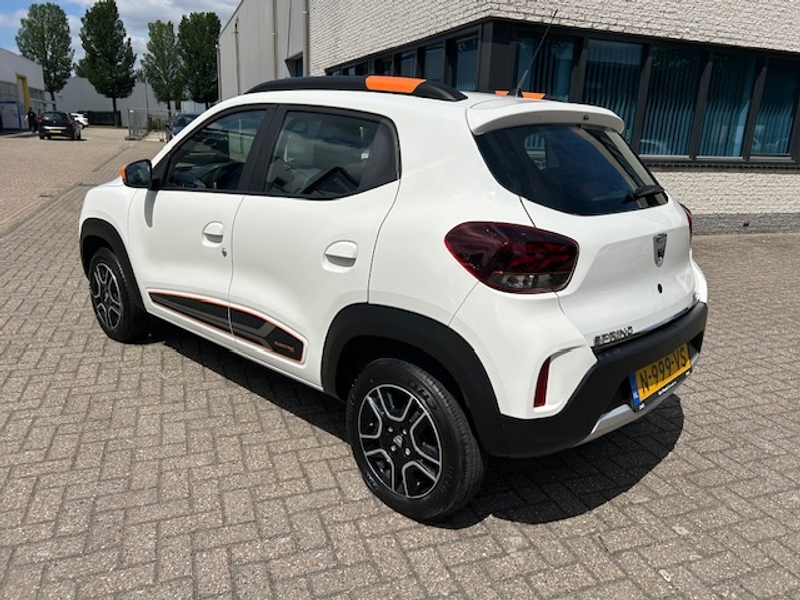 Dacia Spring Comfort+ CARPLAY NAVI CAMERA DEALER NAP! — photo 6