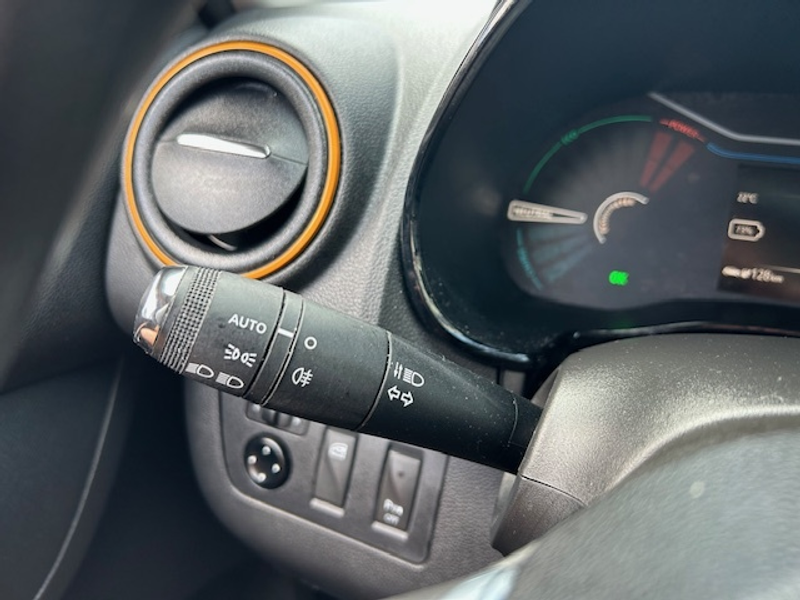 Dacia Spring Comfort+ CARPLAY NAVI CAMERA DEALER NAP! — photo 23