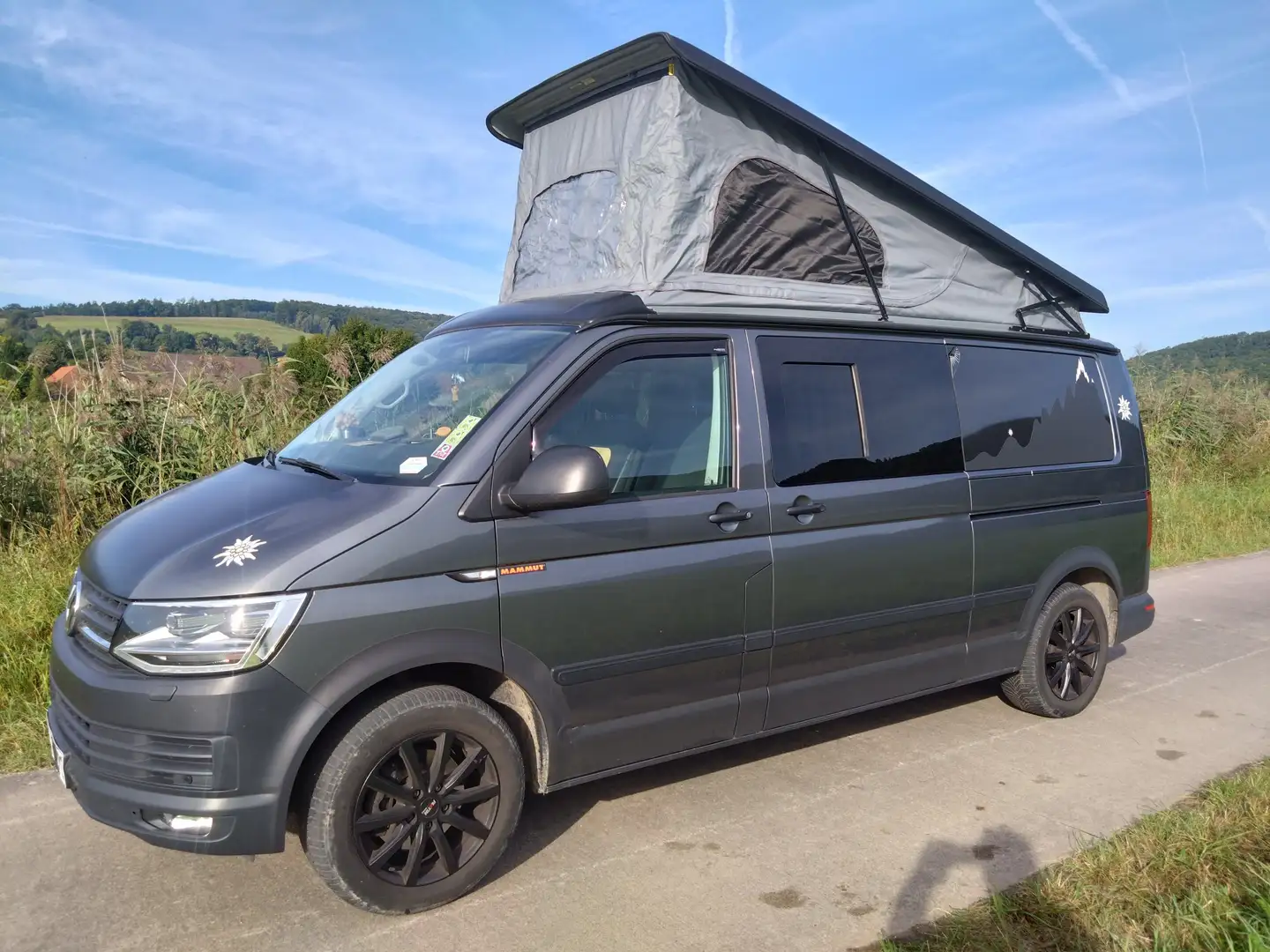 Volkswagen T6 Kombi 2,0TDI LR 4Mot - Umbau California Grau - 1