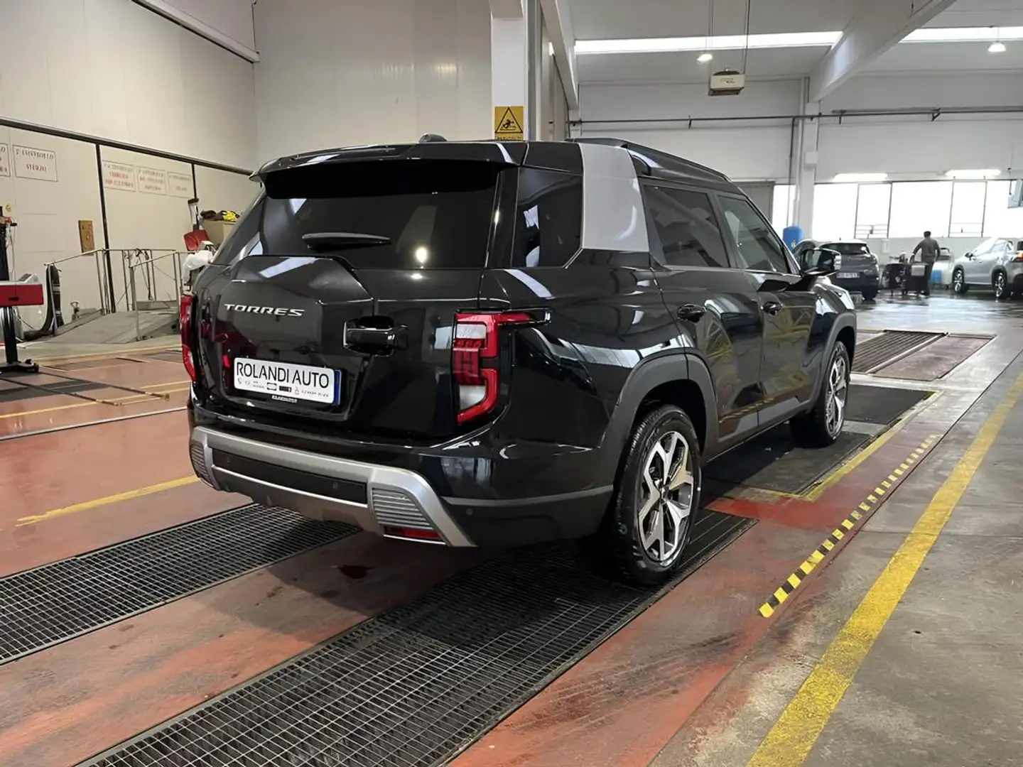 SsangYong Torres 1.5 turbo gdi bi-fuel gpl Dream 2wd auto Negro - 2