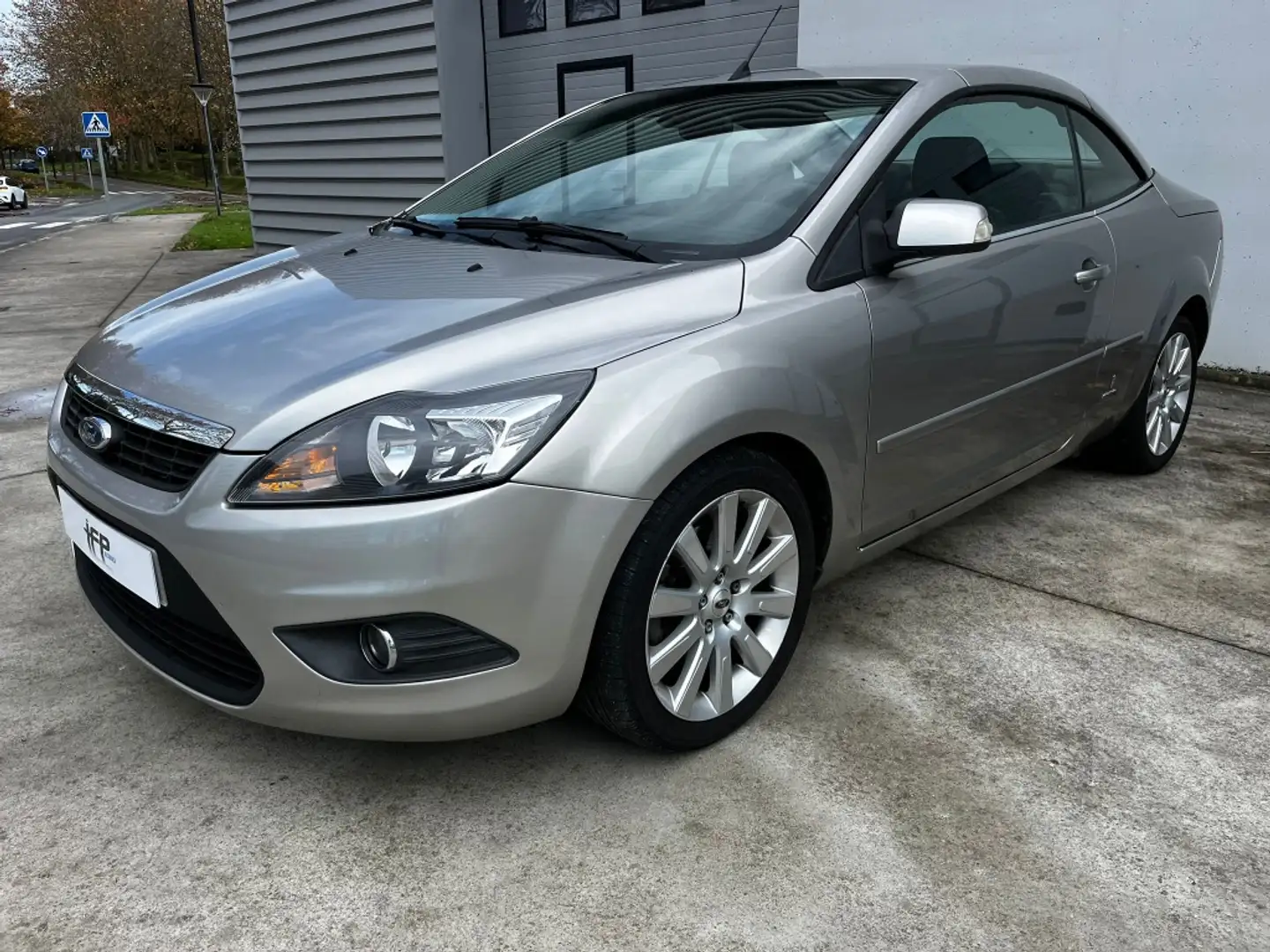 Ford Focus C.C. 2.0TDCi Titanium Gris - 2
