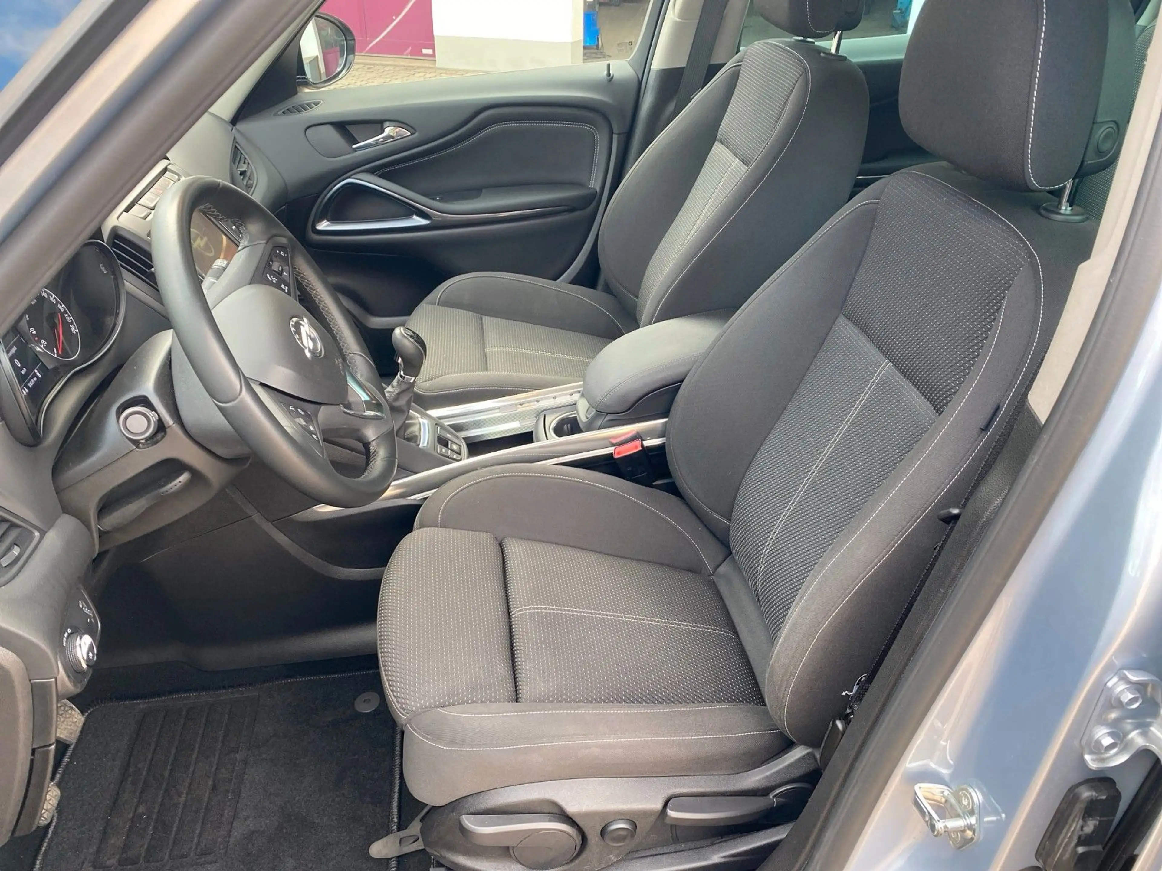 Opel Zafira 1.4T Inno*OPC-LINE*Bi-LED*KAMERA*NAV*SHZ* — photo 10