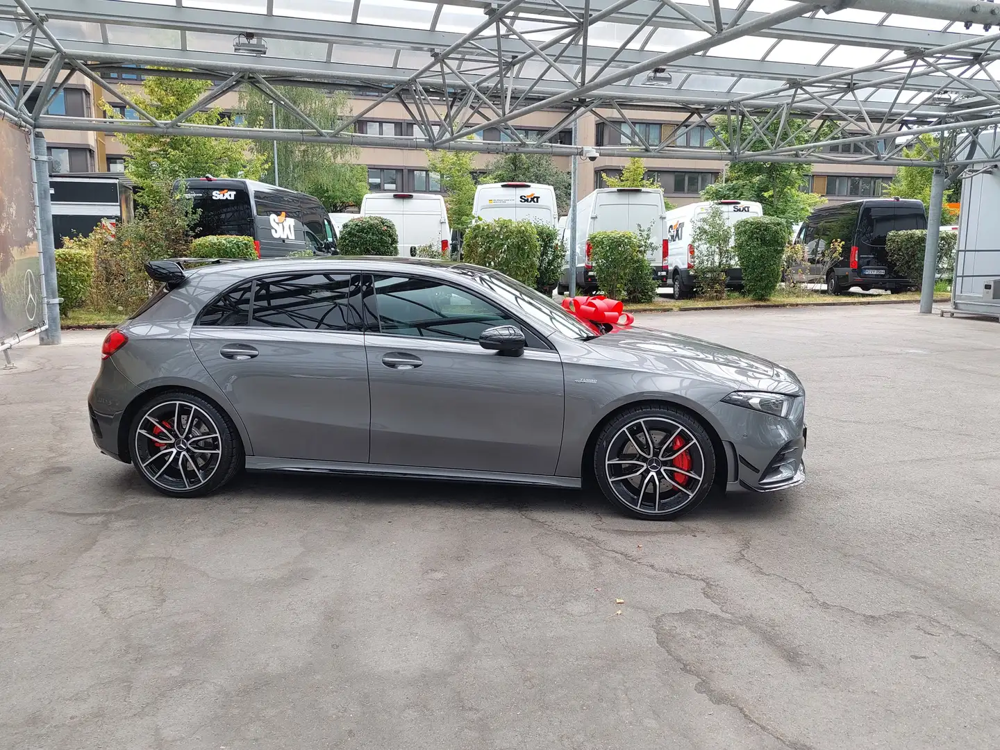 Mercedes-Benz A 35 AMG AMG A 35 4Matic AMG Speedshift DCT 7G Zilver - 2