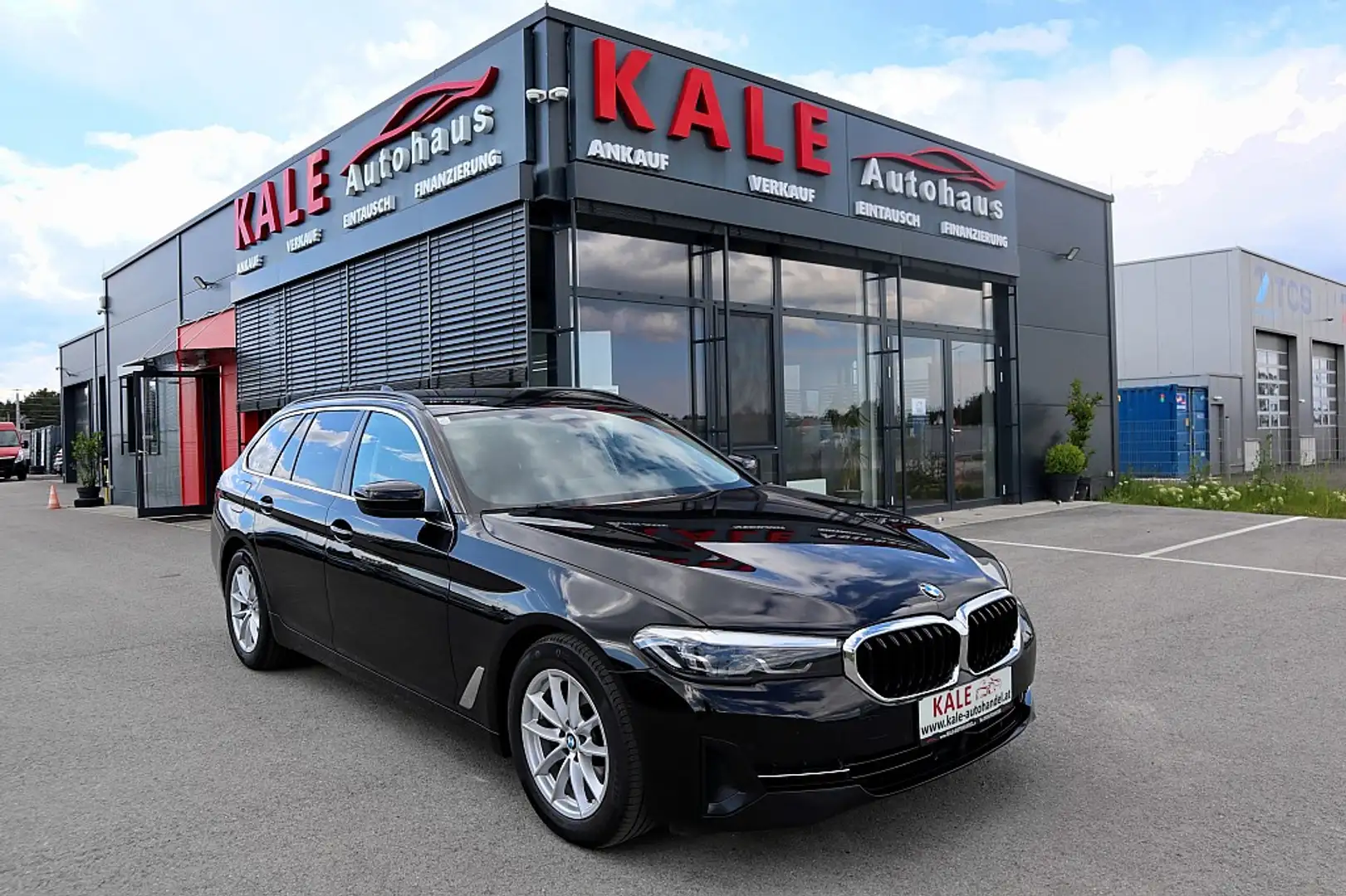 BMW 520 d 48 V Touring Aut.*1.Besitz*LED*NAVI* Schwarz - 1