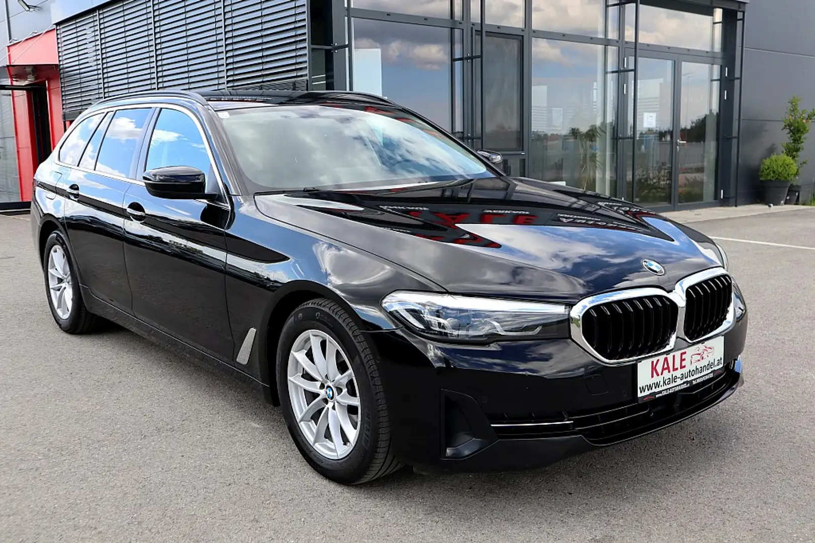 BMW 520 d 48 V Touring Aut.*1.Besitz*LED*NAVI* Schwarz - 2