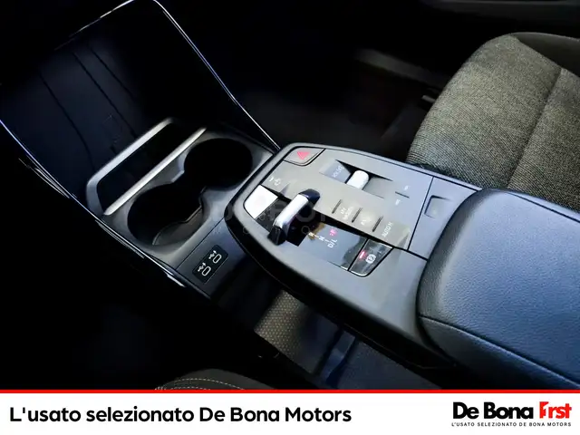 BMW 2 Series view 15