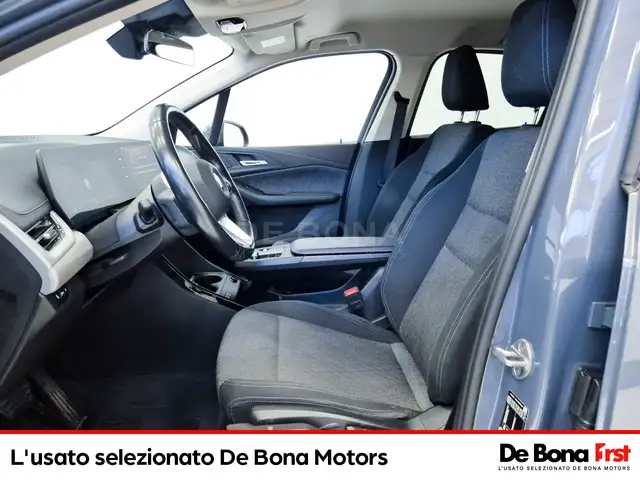 BMW 2 Series view 7