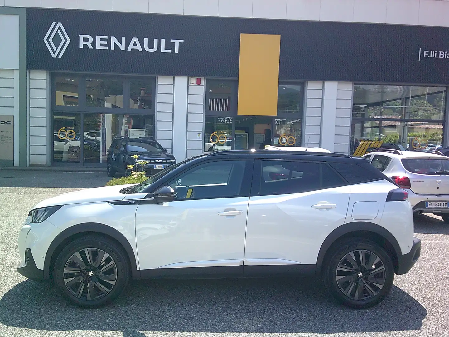 Peugeot 2008 2008 II 2020 1.5 bluehdi GT s Bianco - 2