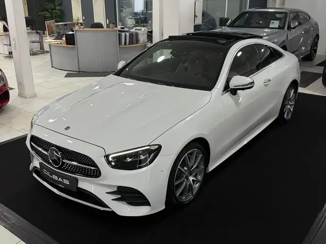 Mercedes-Benz E 220 d COUPE 9G AMG LINE*PANO*LEDER BRAUN*AMBI*