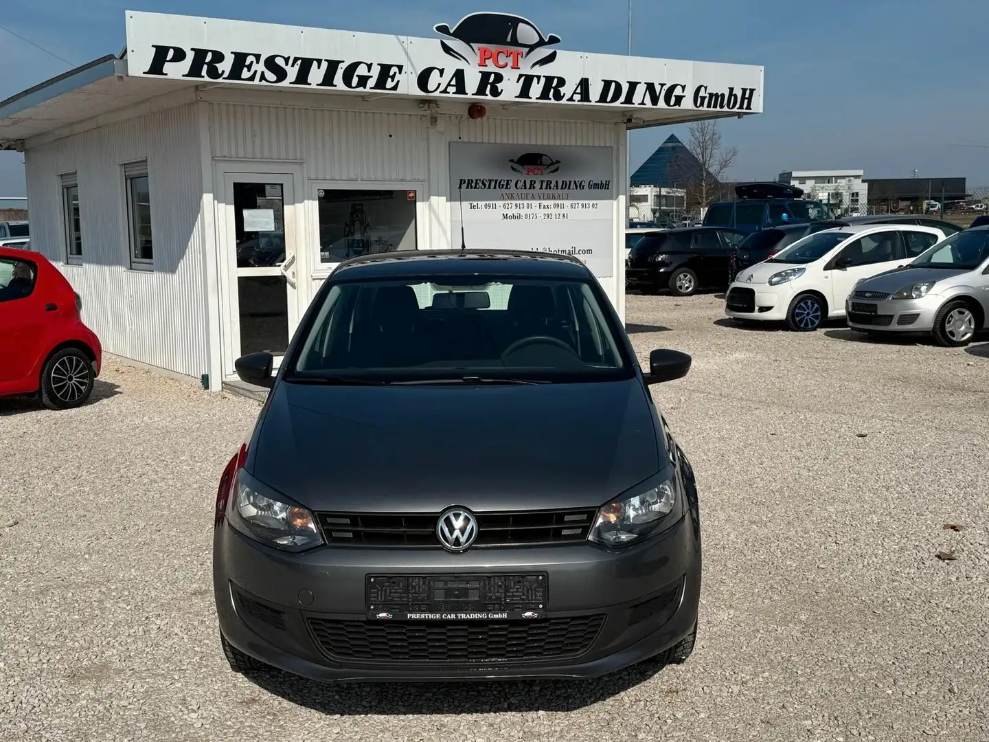 Volkswagen Polo V Trendline "2.HAND* Grau - 2