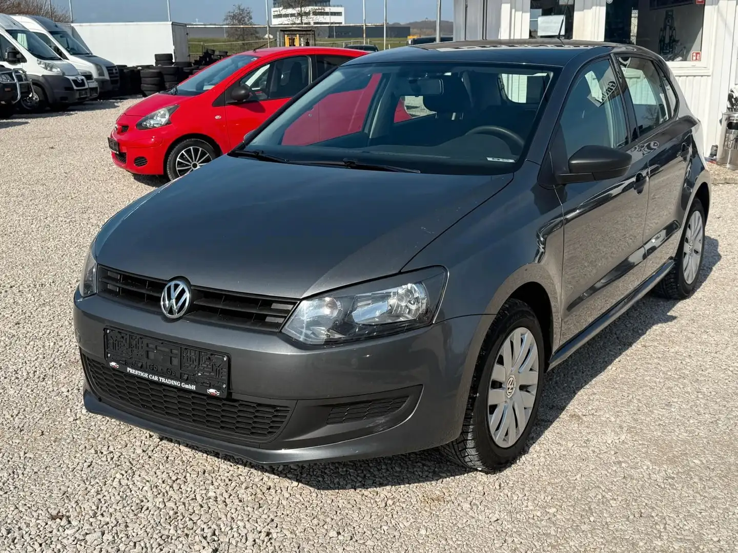 Volkswagen Polo V Trendline "2.HAND* Grau - 1