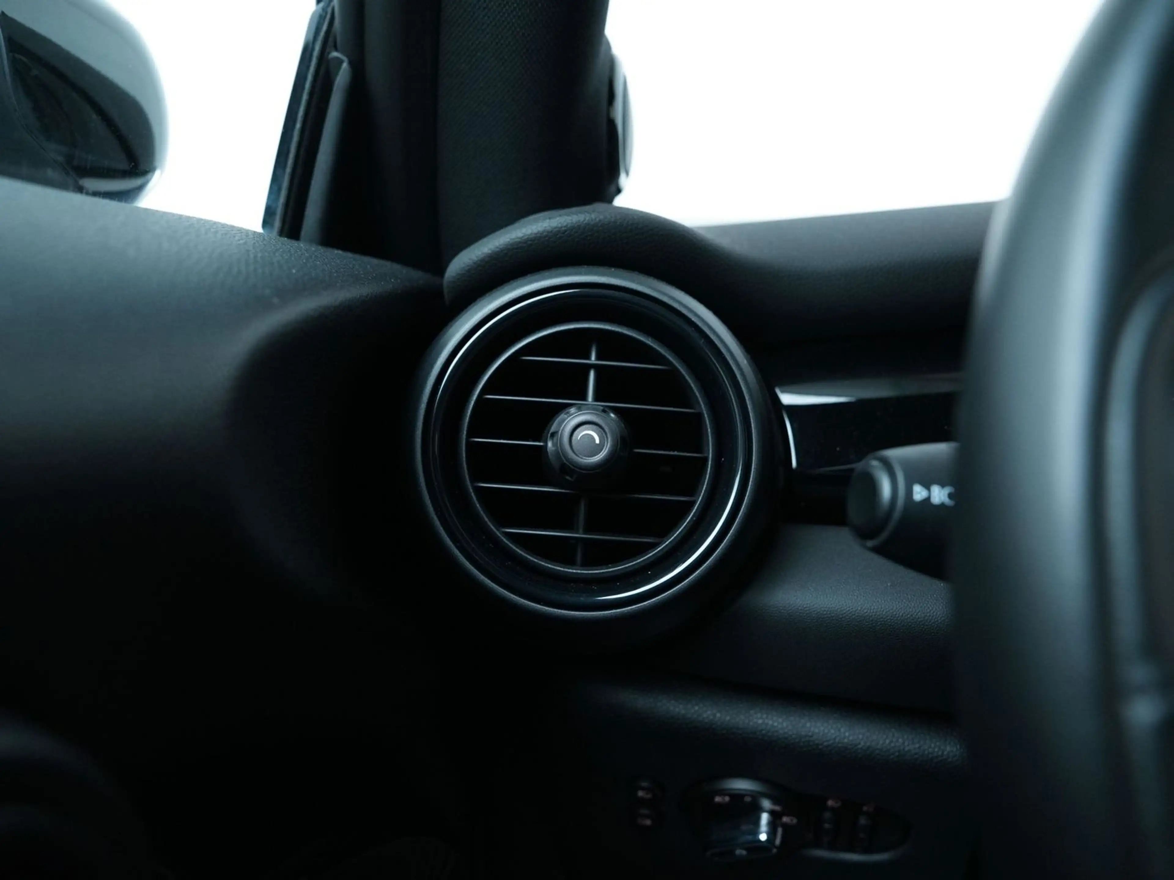 MINI Cooper S John Cooper Works*JCW AEROD*PANO*AMBIENTE*HARMAN — photo 12