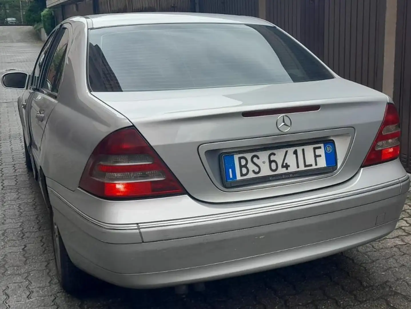 Mercedes-Benz C 270 C 270 cdi Elegance Srebrny - 2