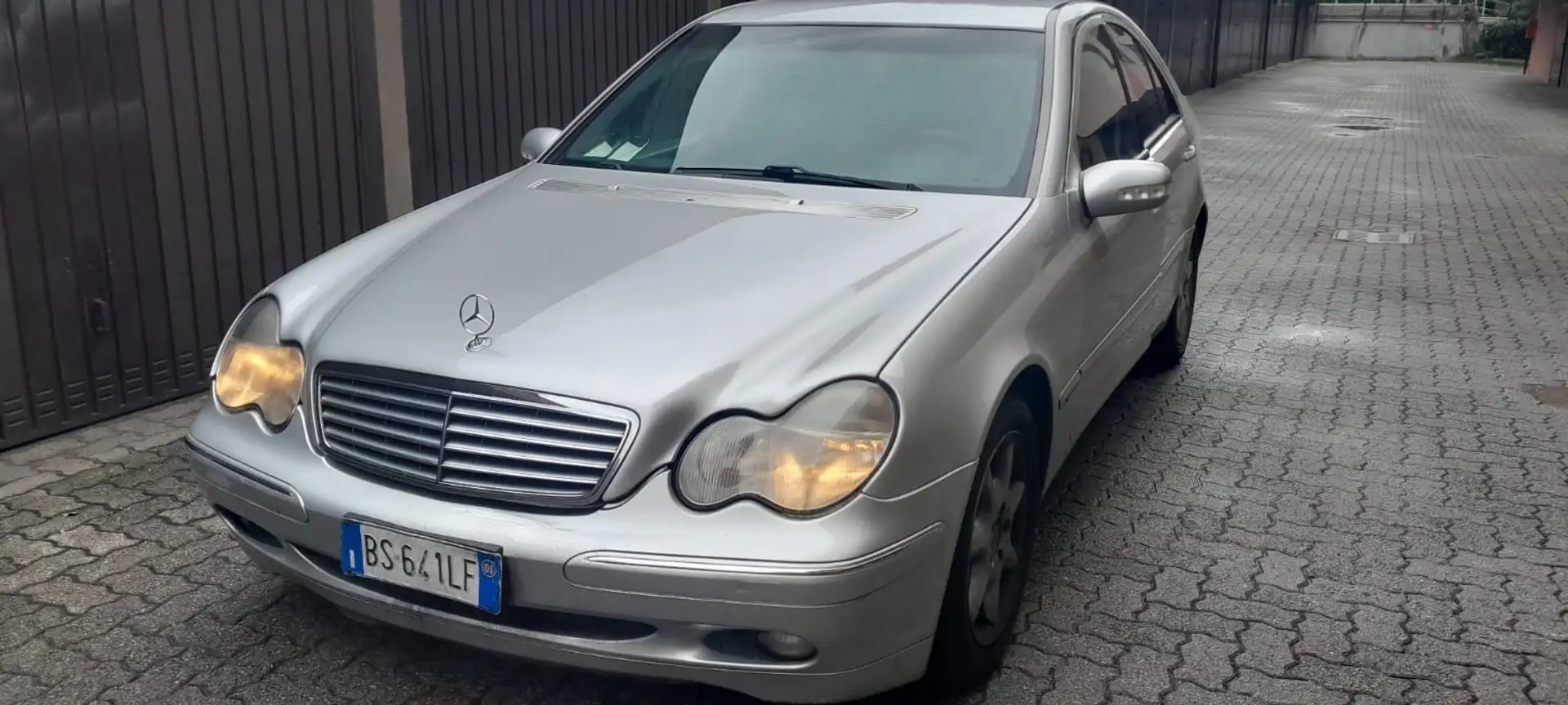 Mercedes-Benz C 270 C 270 cdi Elegance Srebrny - 1