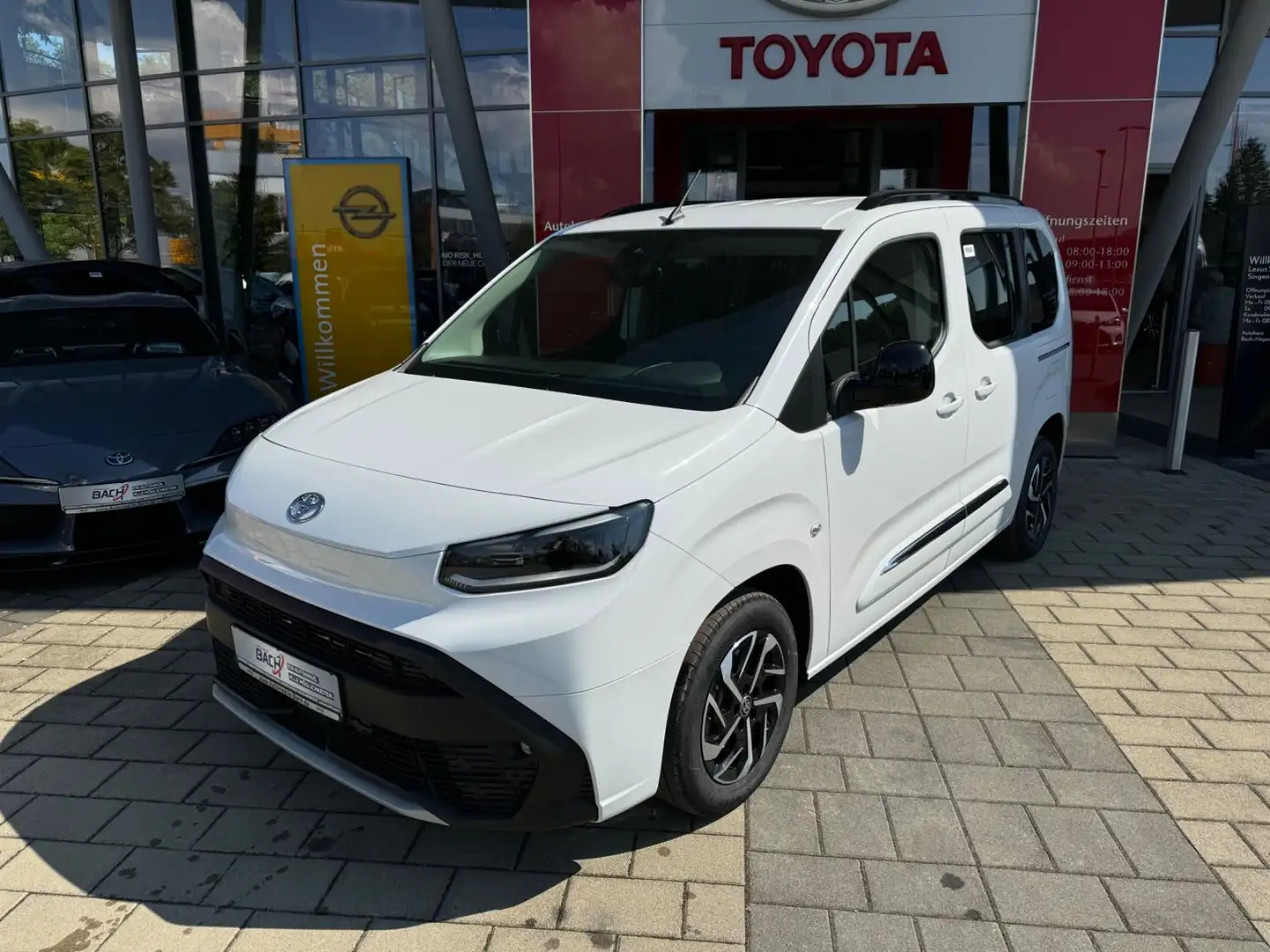 Toyota Proace Verso L1 1.2 Team Deutschland Bianco - 1