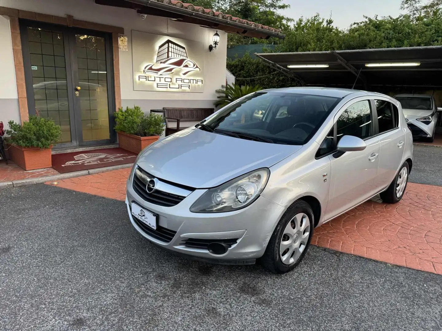 Opel Corsa 1.2 80CV 5 porte GPL-TECH Edition Argento - 1