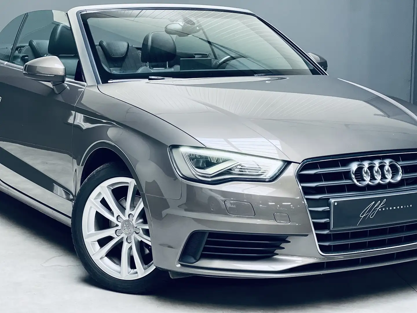 Audi A3 2.0 TDI ** EURO 6b ** S-TRONIC ** NAVI ** LED ** Brun - 2
