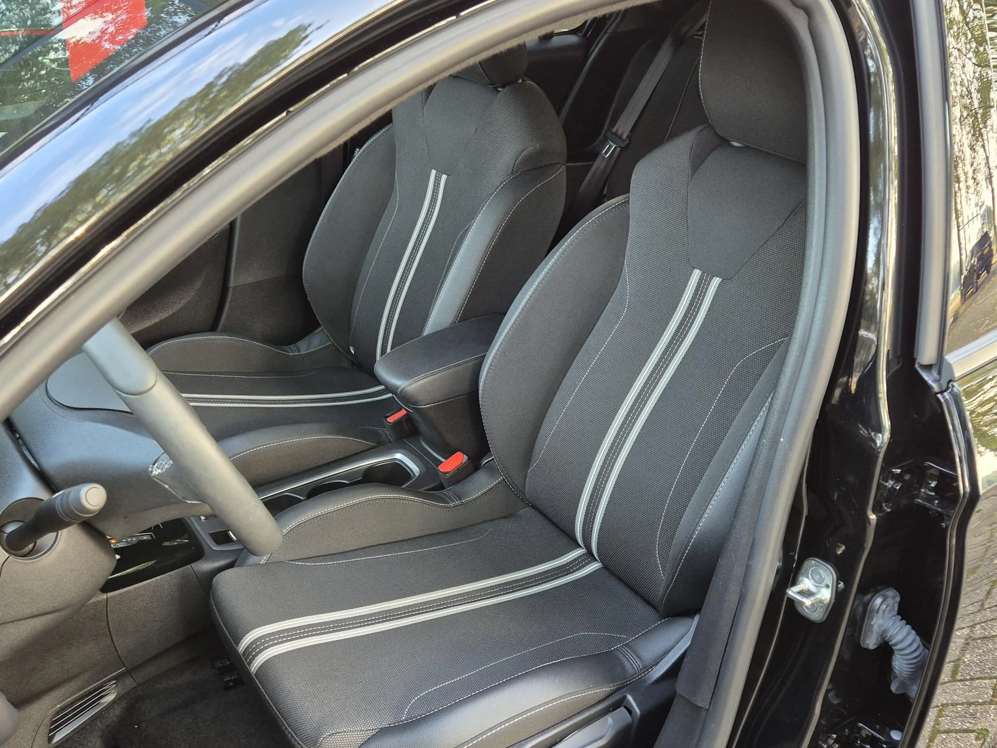 Opel Corsa-e Electric GS 50 | Navigatie via Apple Carplay / And — photo 12