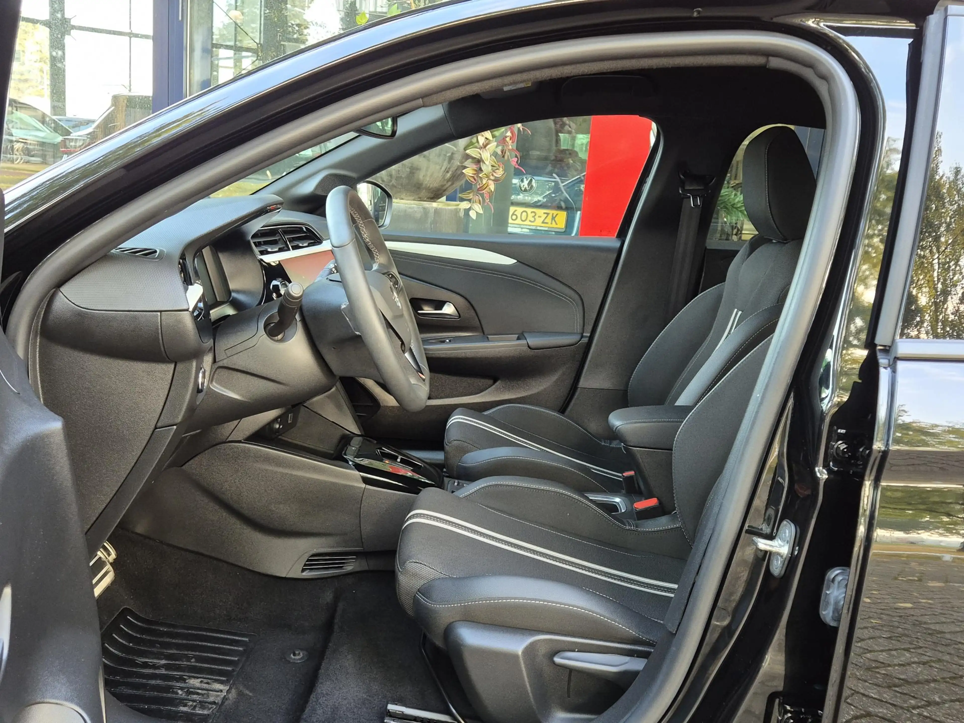 Opel Corsa-e Electric GS 50 | Navigatie via Apple Carplay / And — photo 14