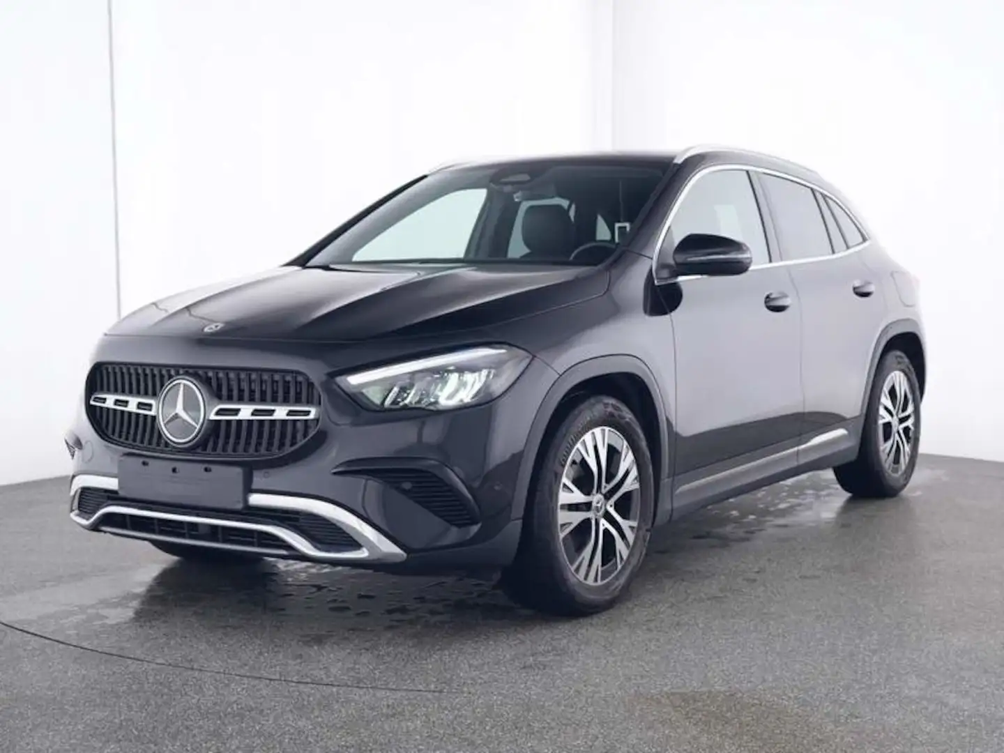 Mercedes-Benz GLA 180 Progressive *AHK* Schwarz - 1
