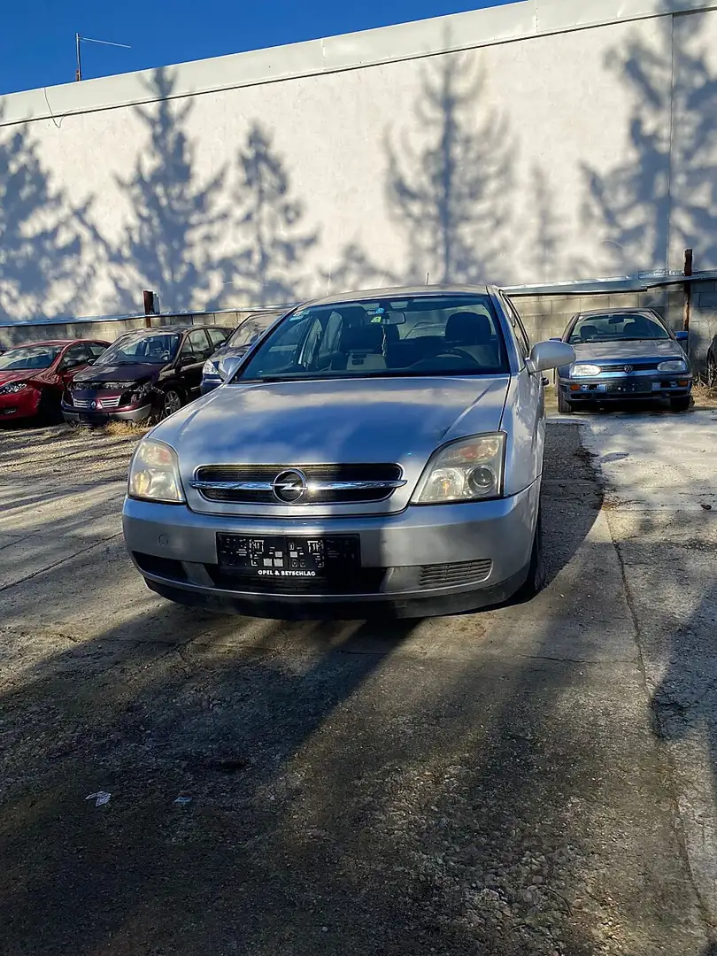 Opel Vectra Comfort 2,0 DTI 16V Silber - 2