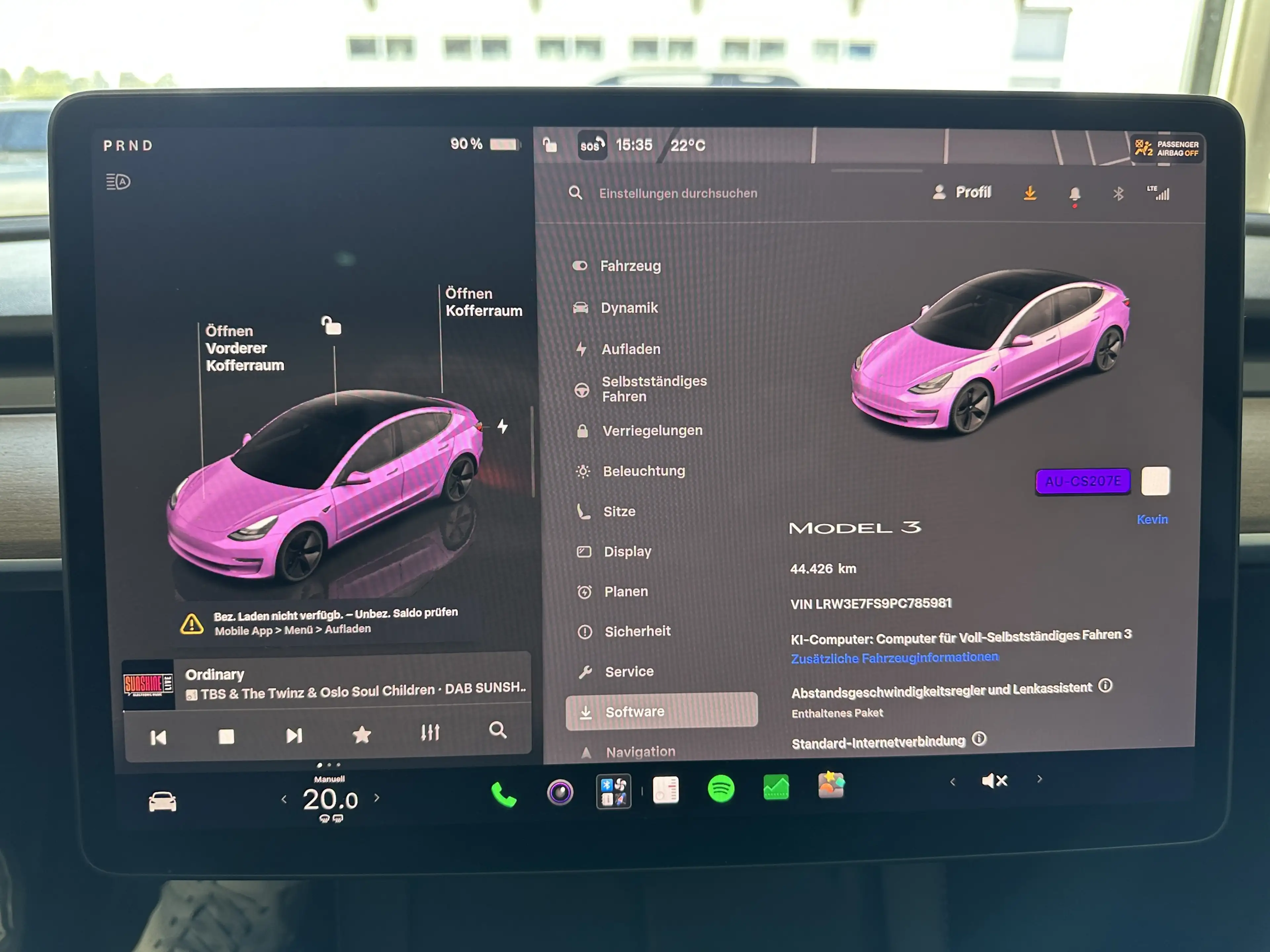 Tesla Model 3 Basis RWD Pano Navi LED Ryzen Wärmepumpe — photo 12