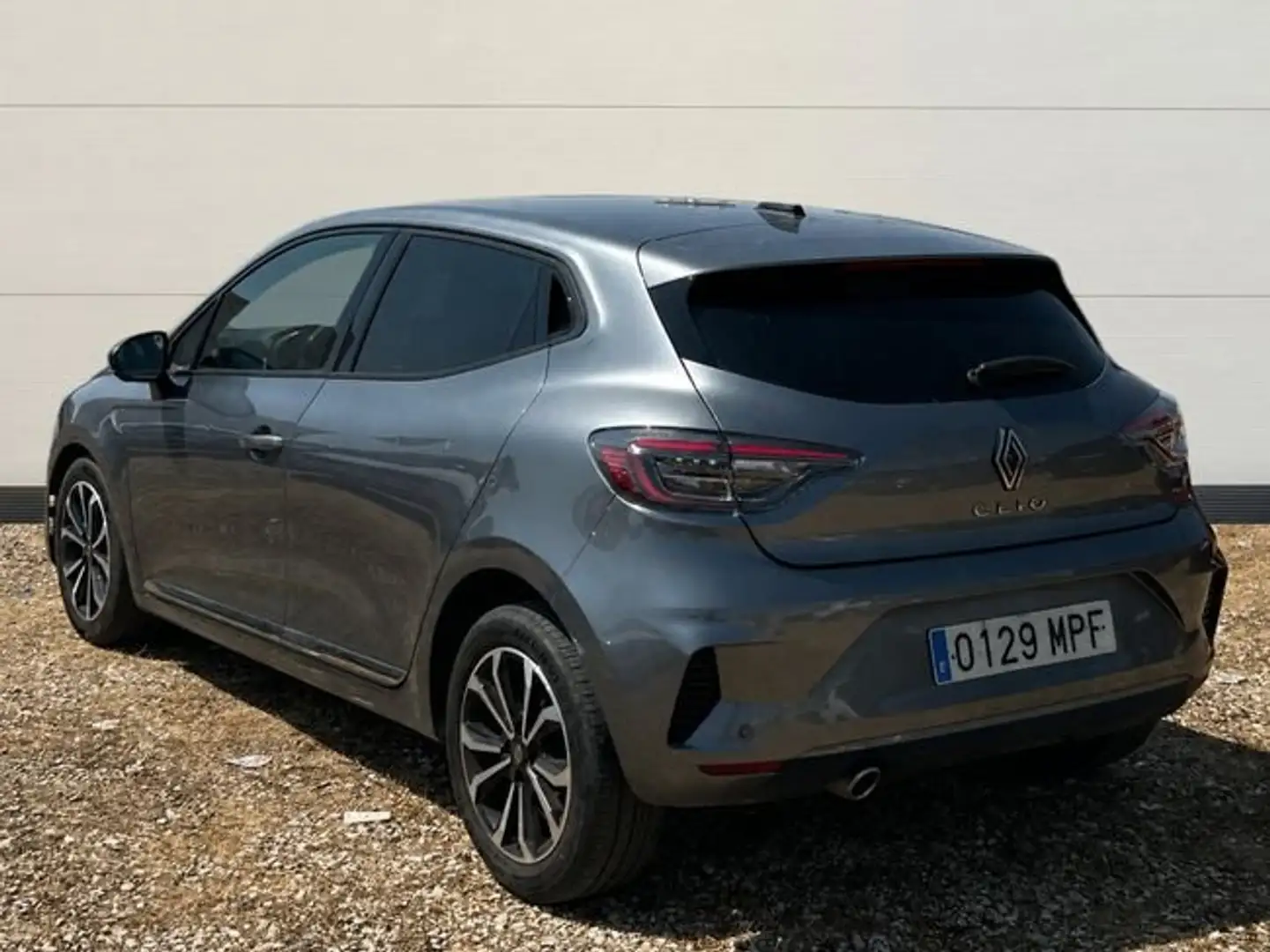 Renault Clio 1.0 TCE 67KW TECHNO 90 5P Gris - 2