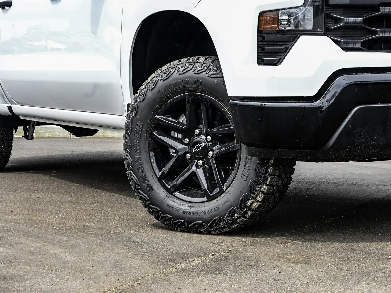 Chevrolet Silverado 1500 photo Chevrolet Silverado 1500