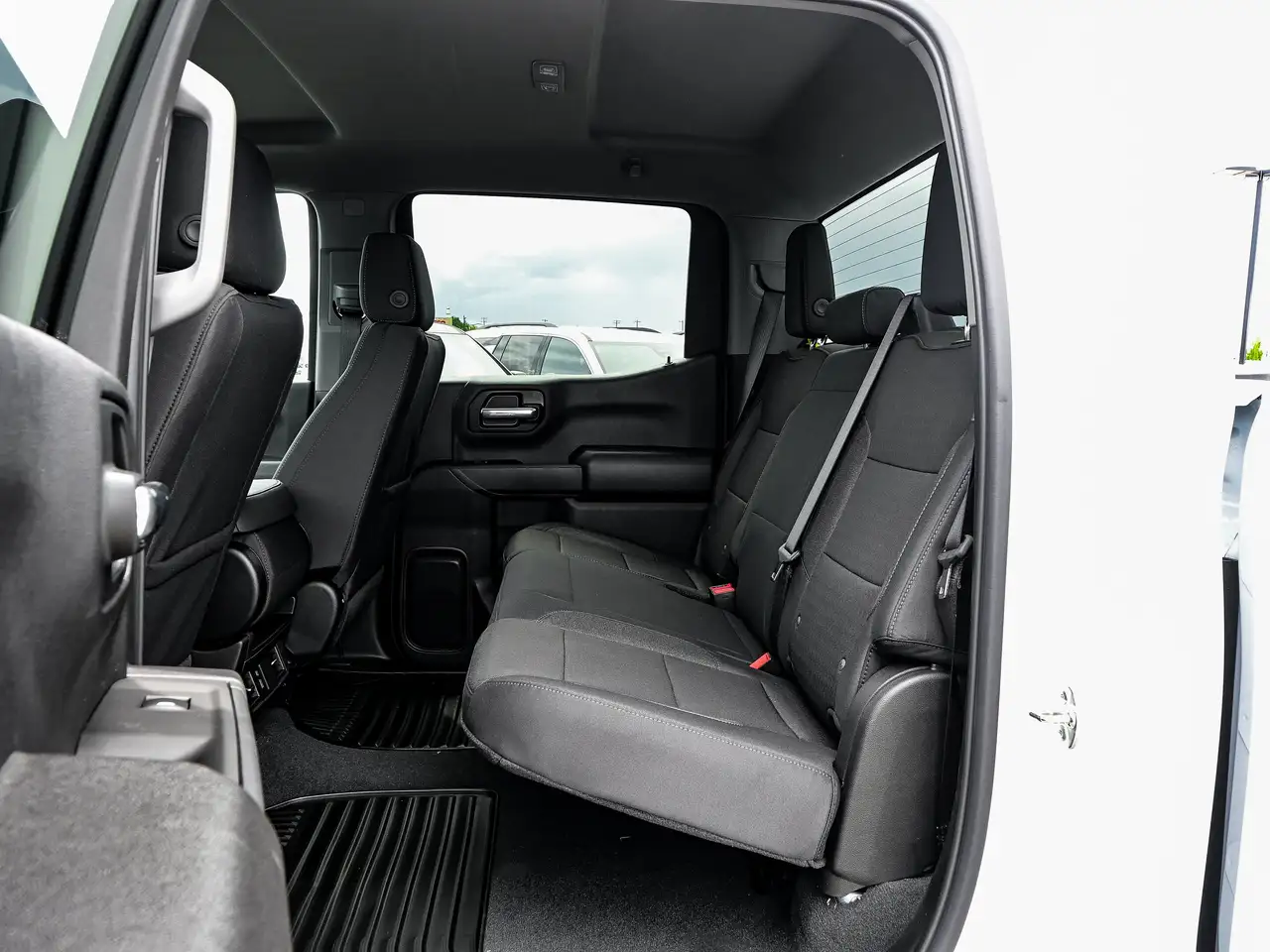 Chevrolet Silverado 1500 photo Chevrolet Silverado 1500