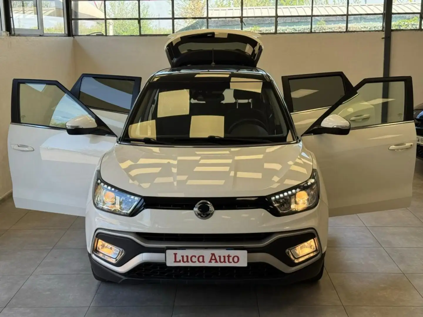 SsangYong XLV 1.6 2WD Bi-fuel GPL *TAGLIANDI*TELECAMERA* Weiß - 2