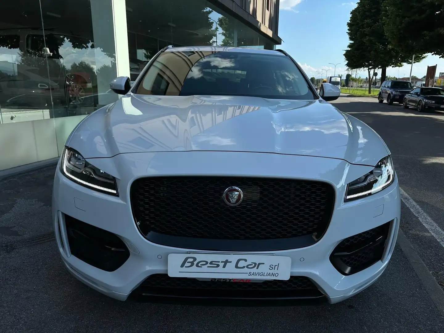 Jaguar F-Pace F-Pace 2.0d i4 R-Sport awd 240cv auto my18 Bianco - 2
