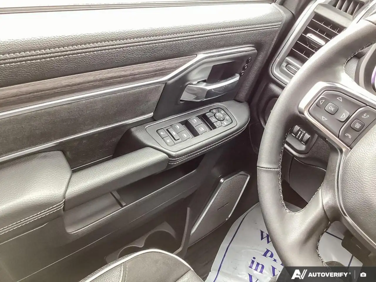 RAM 2500 снимка RAM 2500
