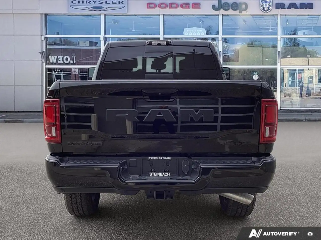 RAM 2500 снимка RAM 2500