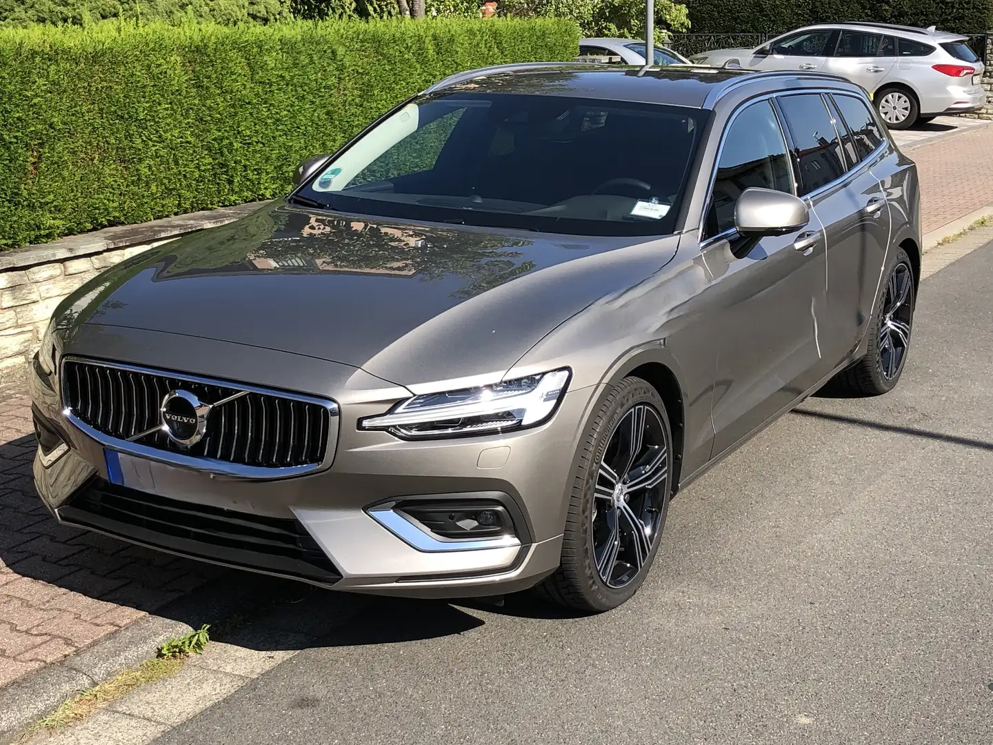 Volvo V60 V60 T6 AWD Geartronic Inscription Бежевый  - 1