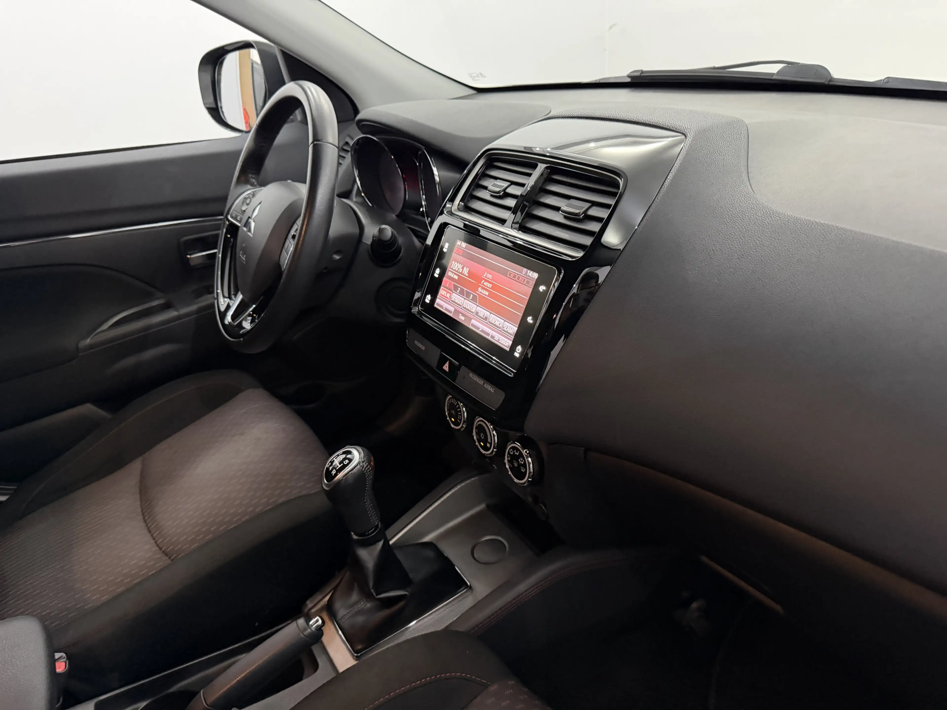 Mitsubishi ASX 1.6 Cleartec Connect Pro Camera, Airco, Cruise con — photo 9