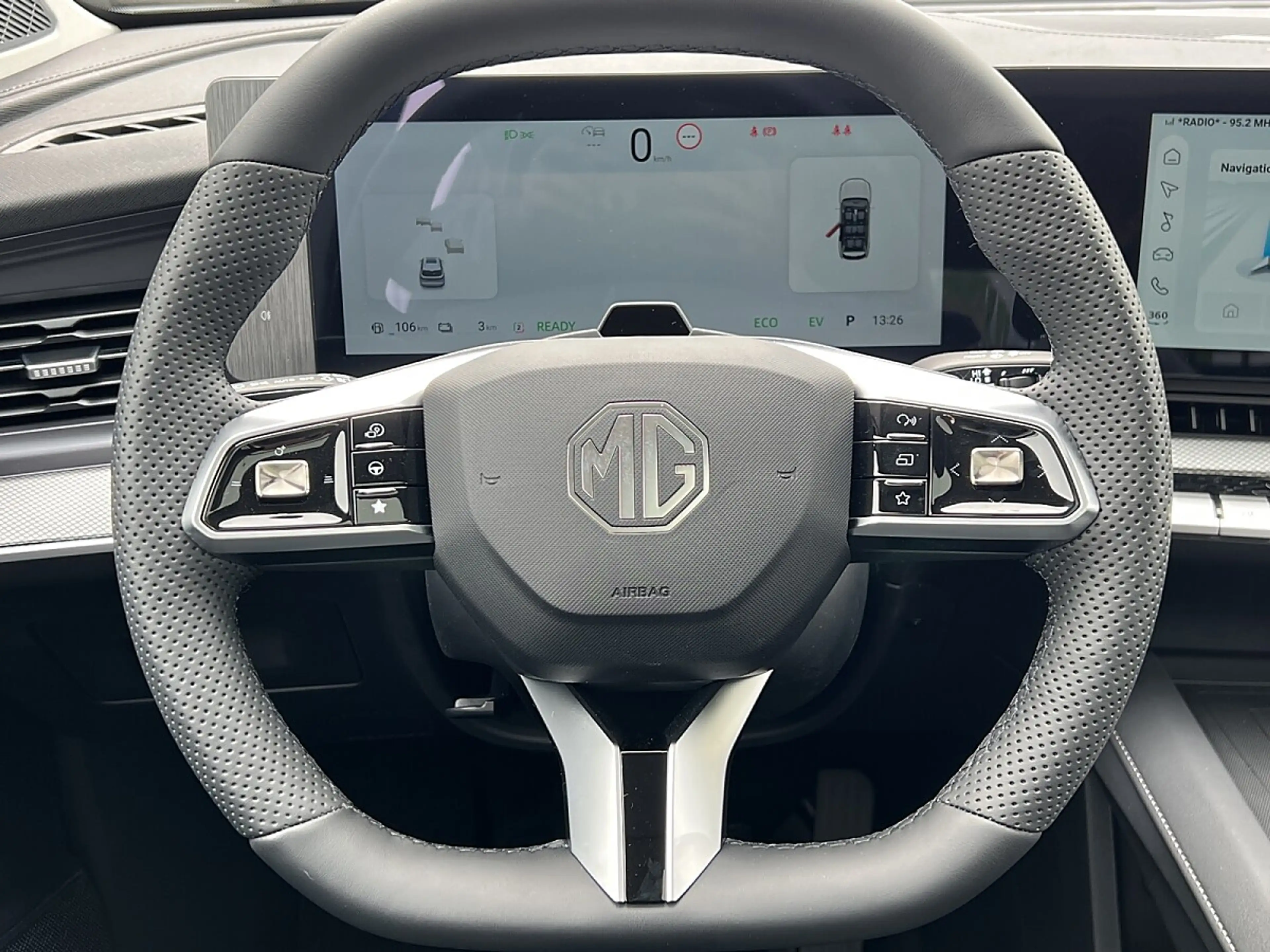 MG MGS9 PHEV Premium + Österreich Paket + Metallic! + G... — photo 8