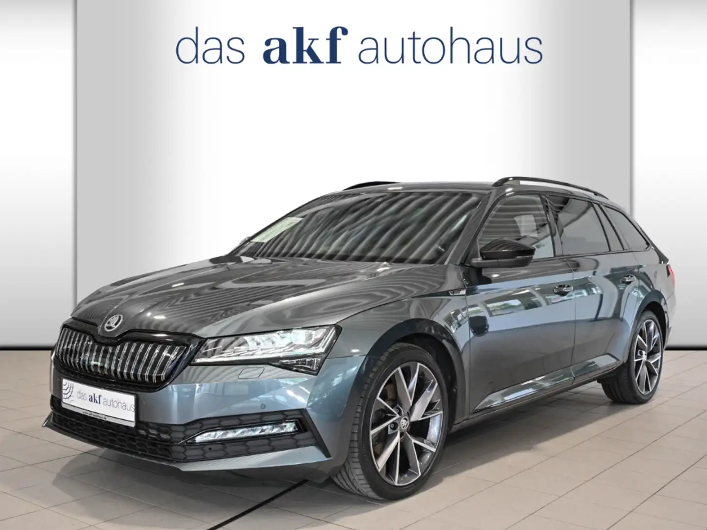 Skoda Superb Combi 1.4 TSI DSG Sportline iV-Navi Columbus*AHK*3 Grau - 1