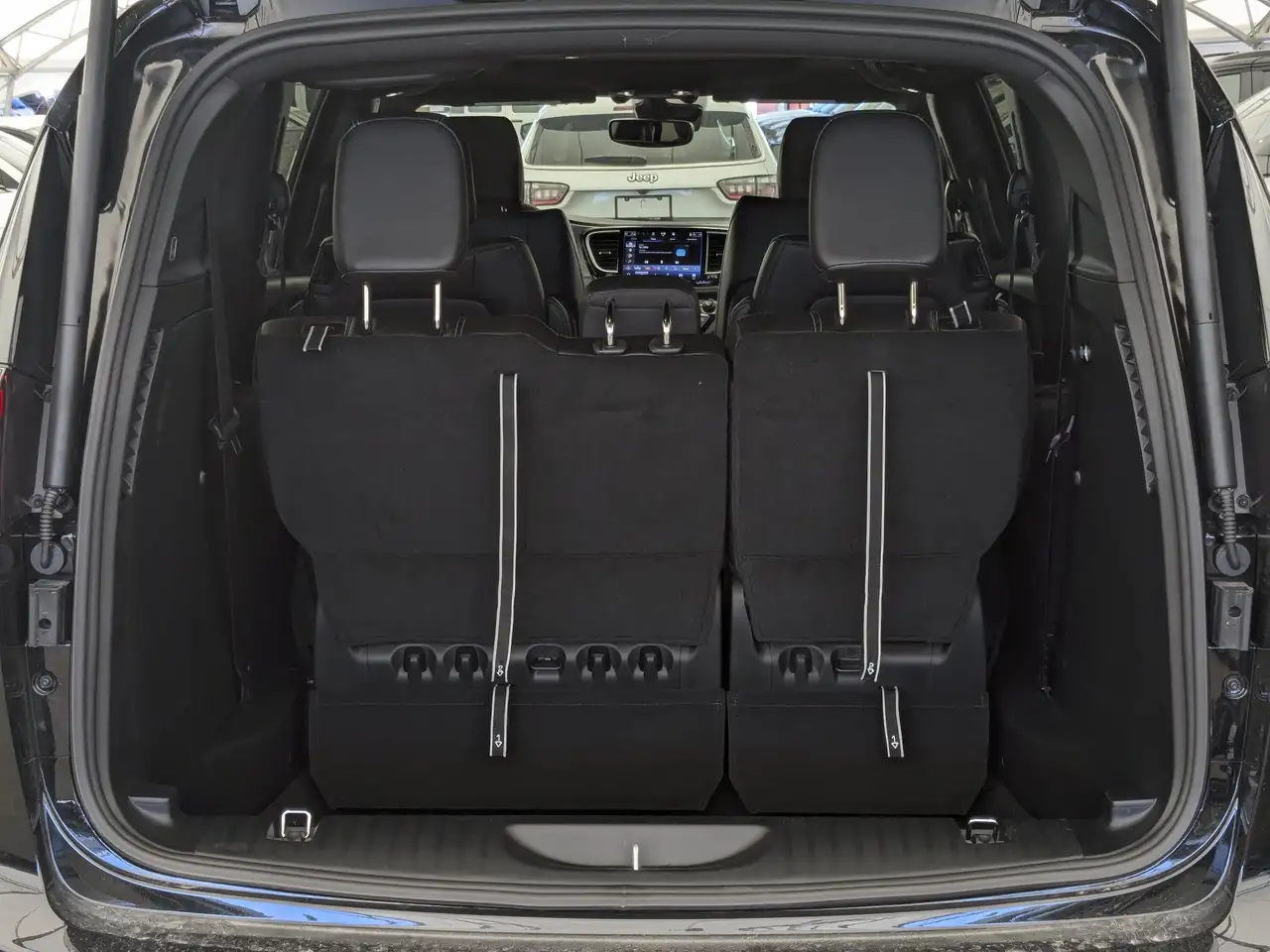 Chrysler Pacifica fotografie Chrysler Pacifica