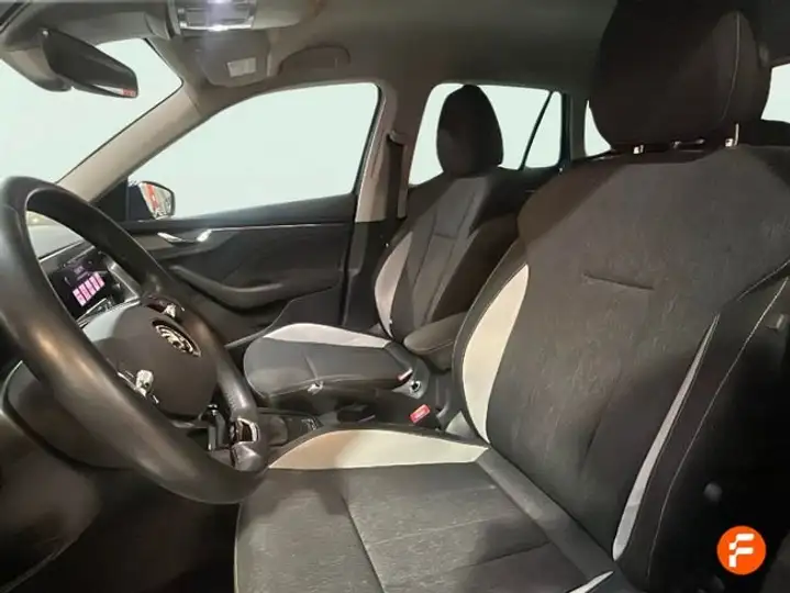 Škoda Kamiq 1.5 TSI Ambition (2020-) 2022, foto 16