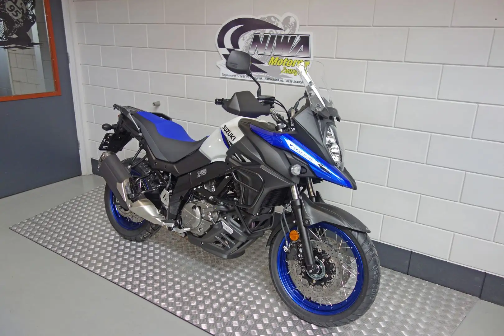 Suzuki V-Strom 650 XTA Mavi - 2