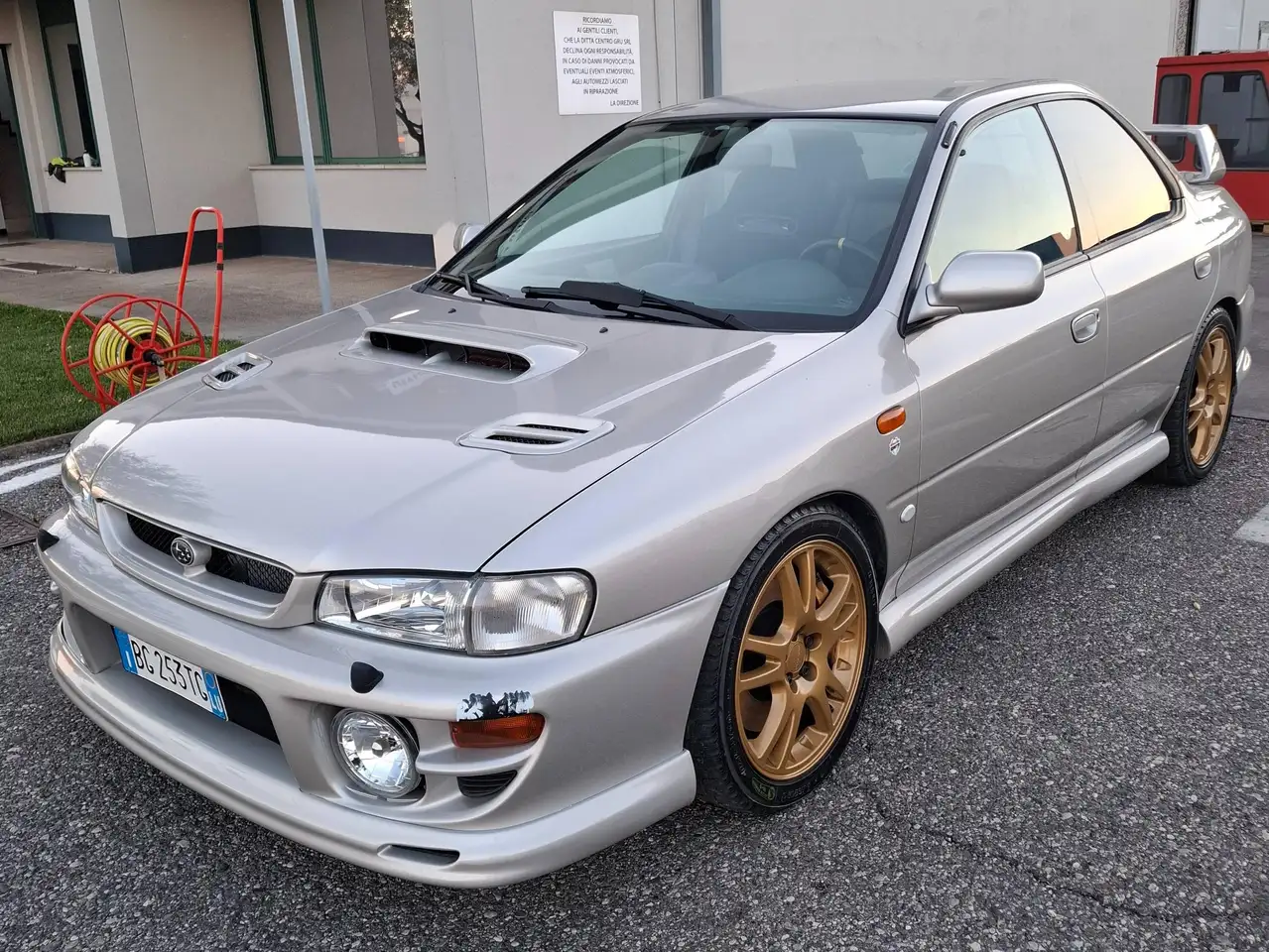 Subaru Impreza I 1993 Berlina 2.0t WRX 3 awd, foto 1