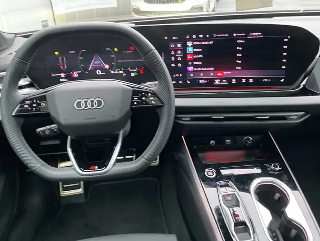 Audi A6 view 3