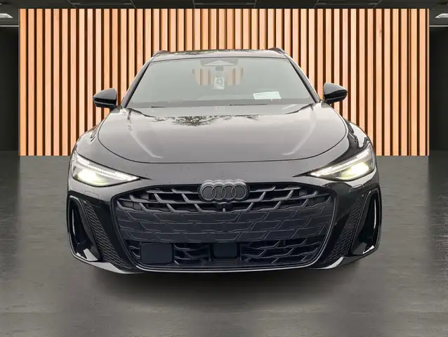 Audi A6 view 6