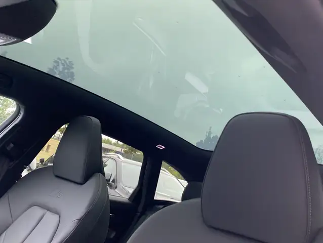 Audi A6 view 8