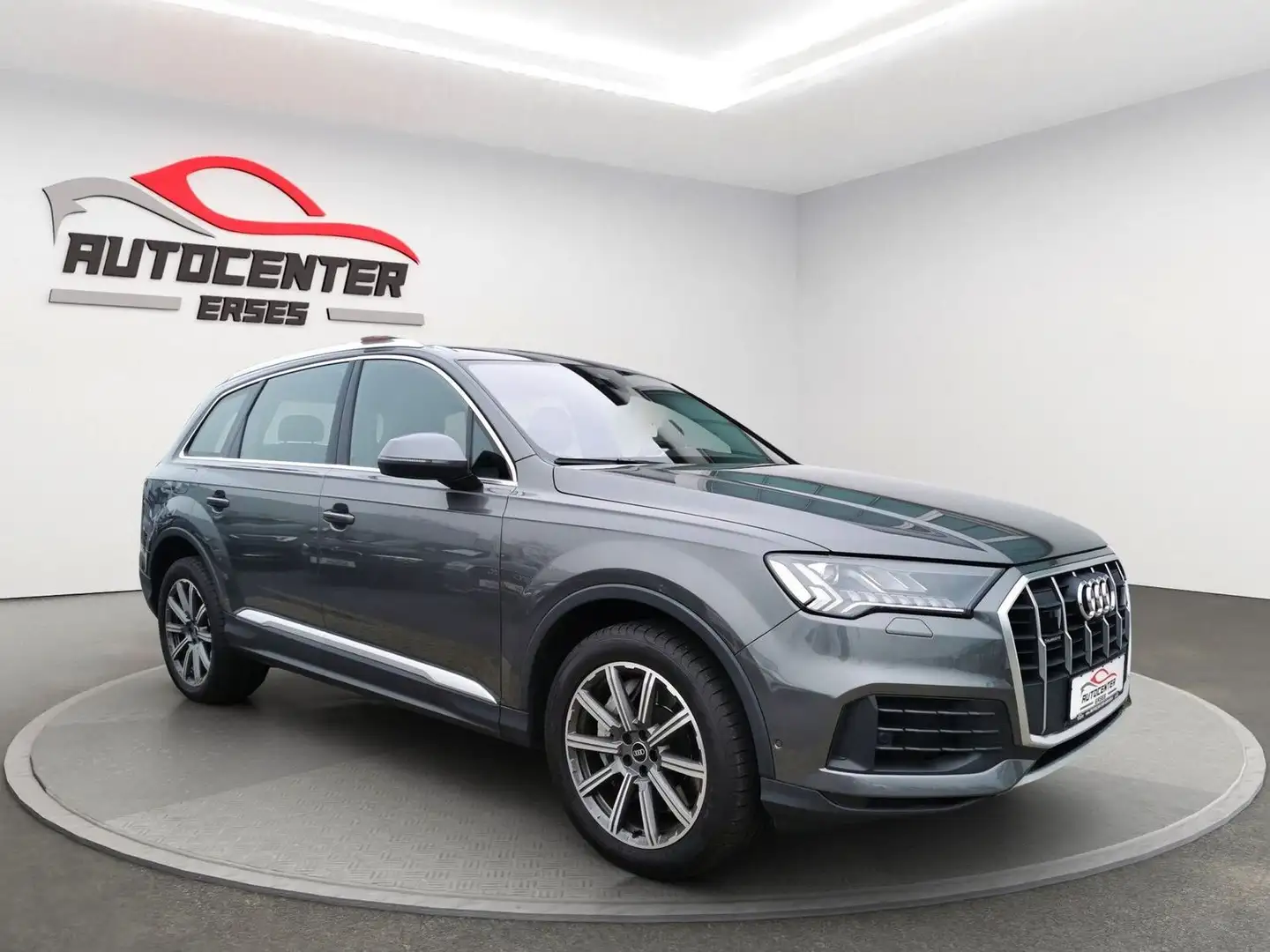 Audi Q7 55TFSI e quattro S-Line Kamera Matrix ACC AHK Grau - 1
