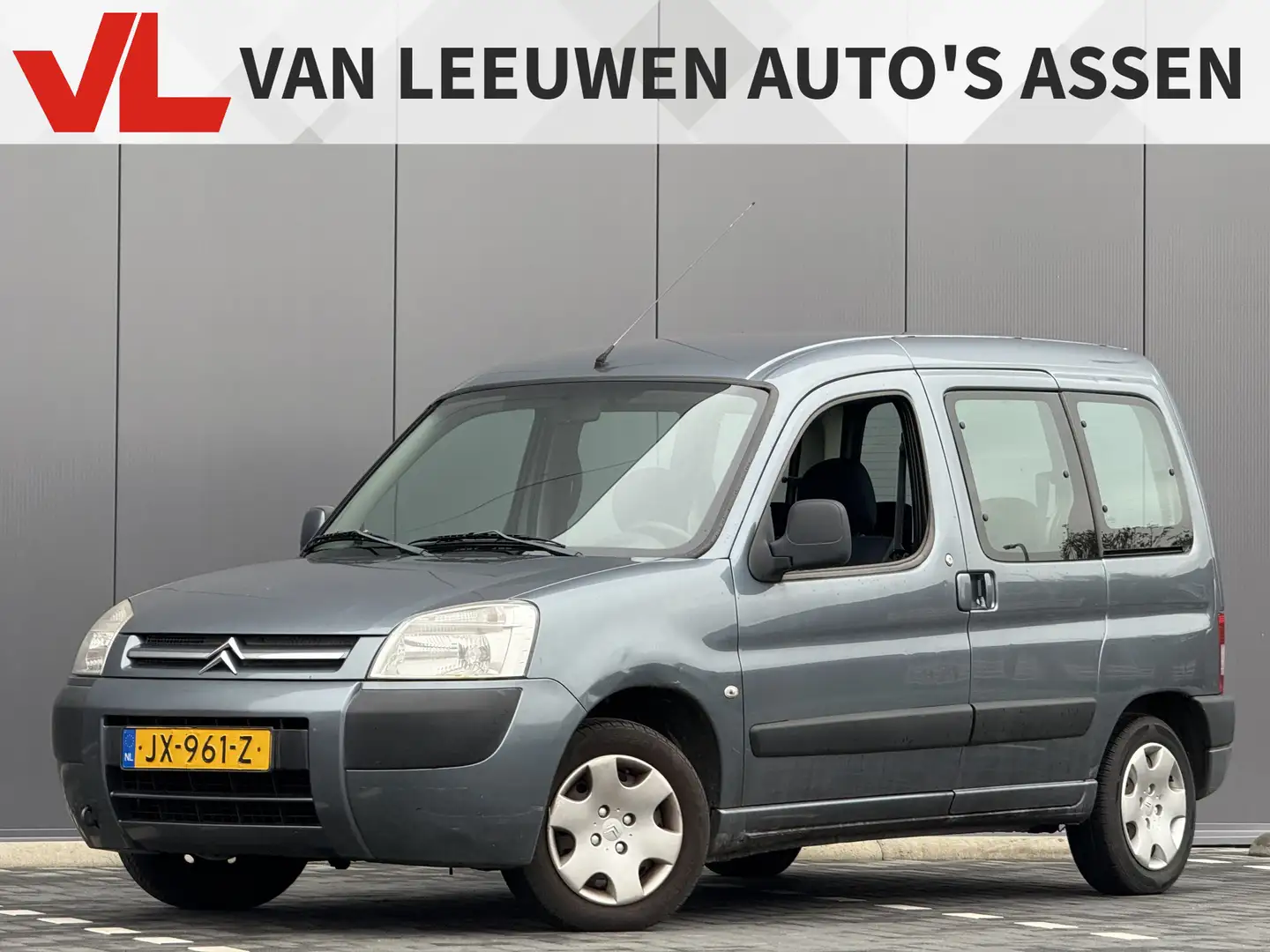 Citroen Berlingo 1.4i First Gris - 1