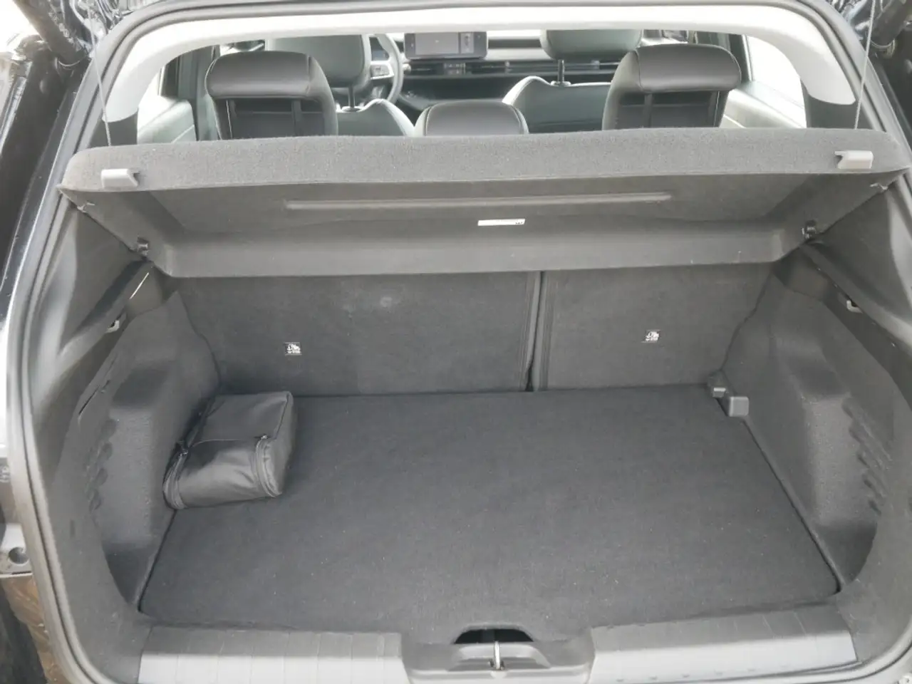 Jeep Avenger ALTITUDE 1.2 T3 100 PS PDC WINTER INFO KOMFORT ALL, миниатюра 13