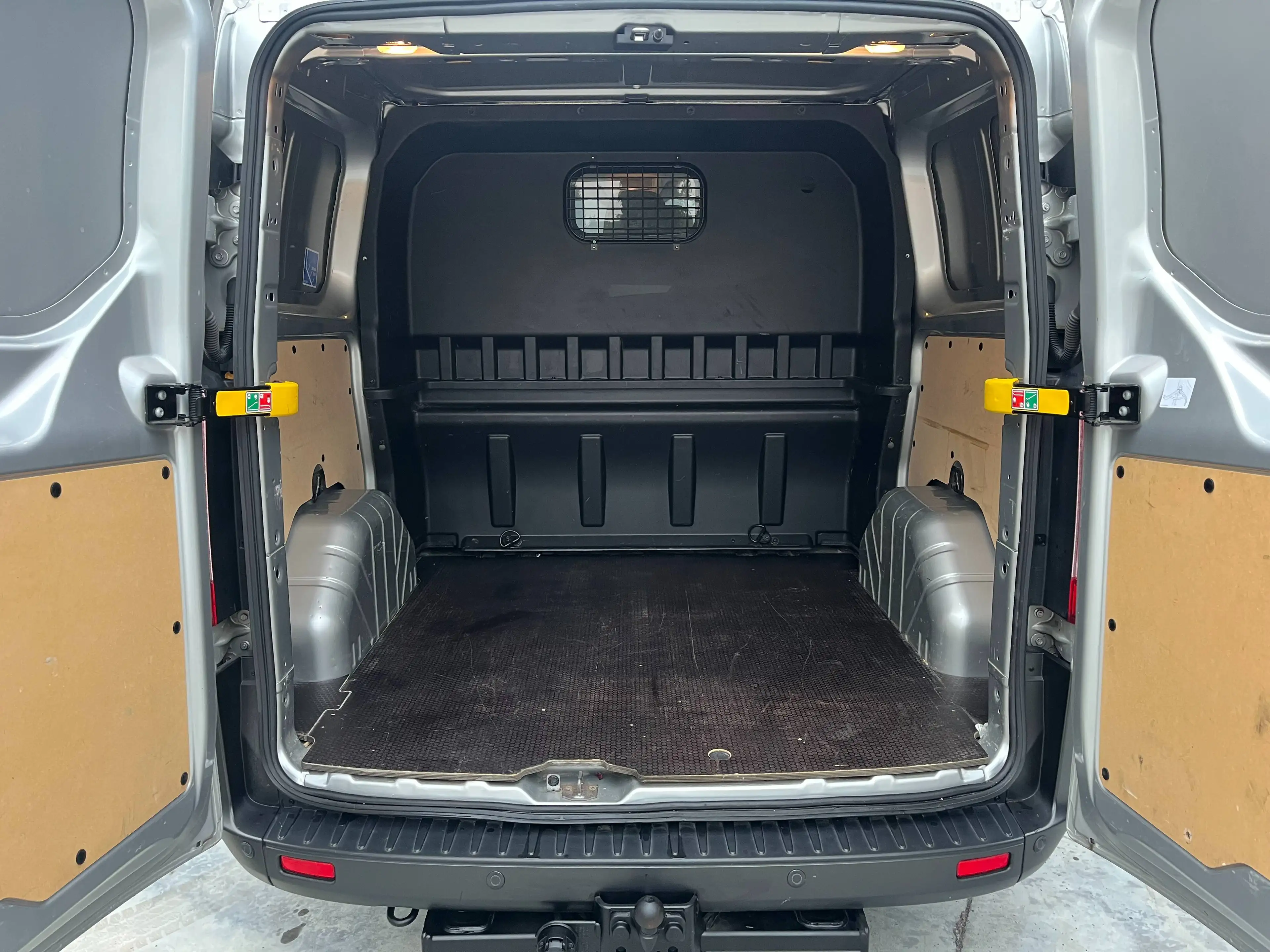 Ford Transit Custom Transit Custom 2.0 TDCi — photo 4