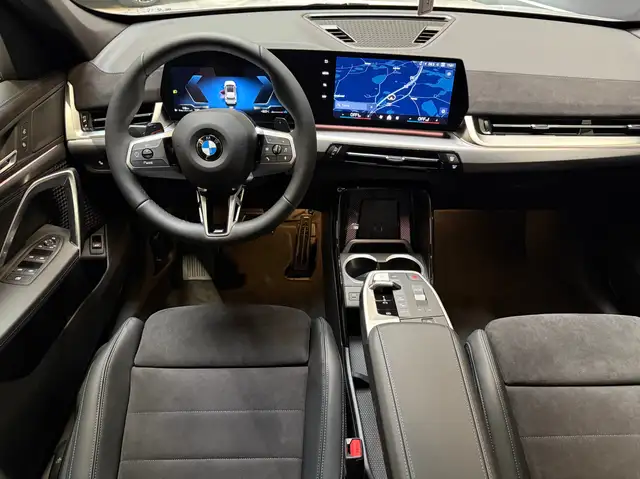 BMW X1 view 12